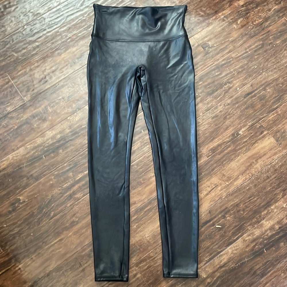 Spanx black shimmer leggings size L